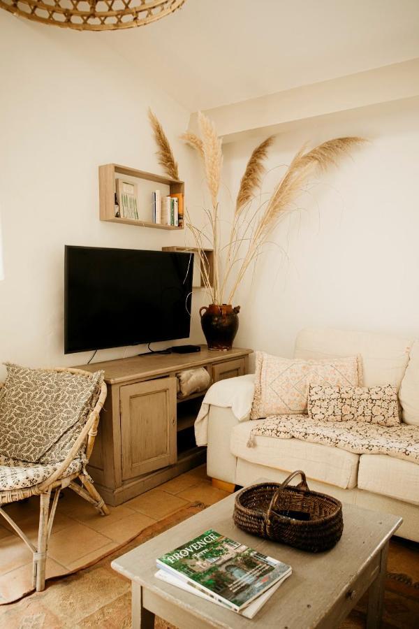 La Petite Maison Lourmarin Luaran gambar